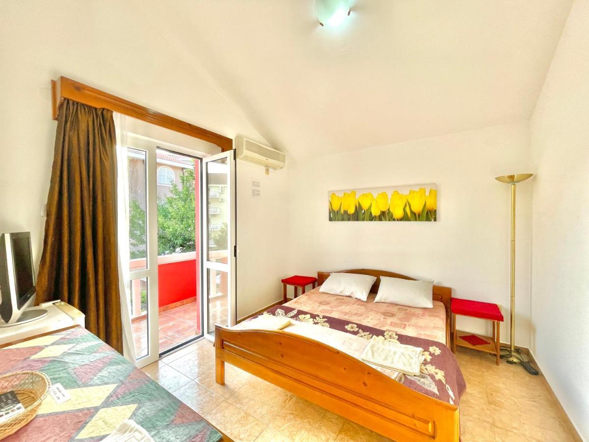 Vila L Budva Hotel Ngoại thất bức ảnh