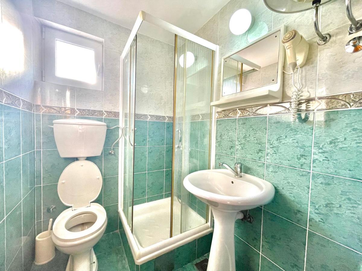 Vila L Budva Hotel Ngoại thất bức ảnh