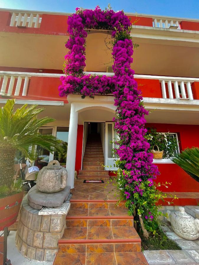 Vila L Budva Hotel Ngoại thất bức ảnh
