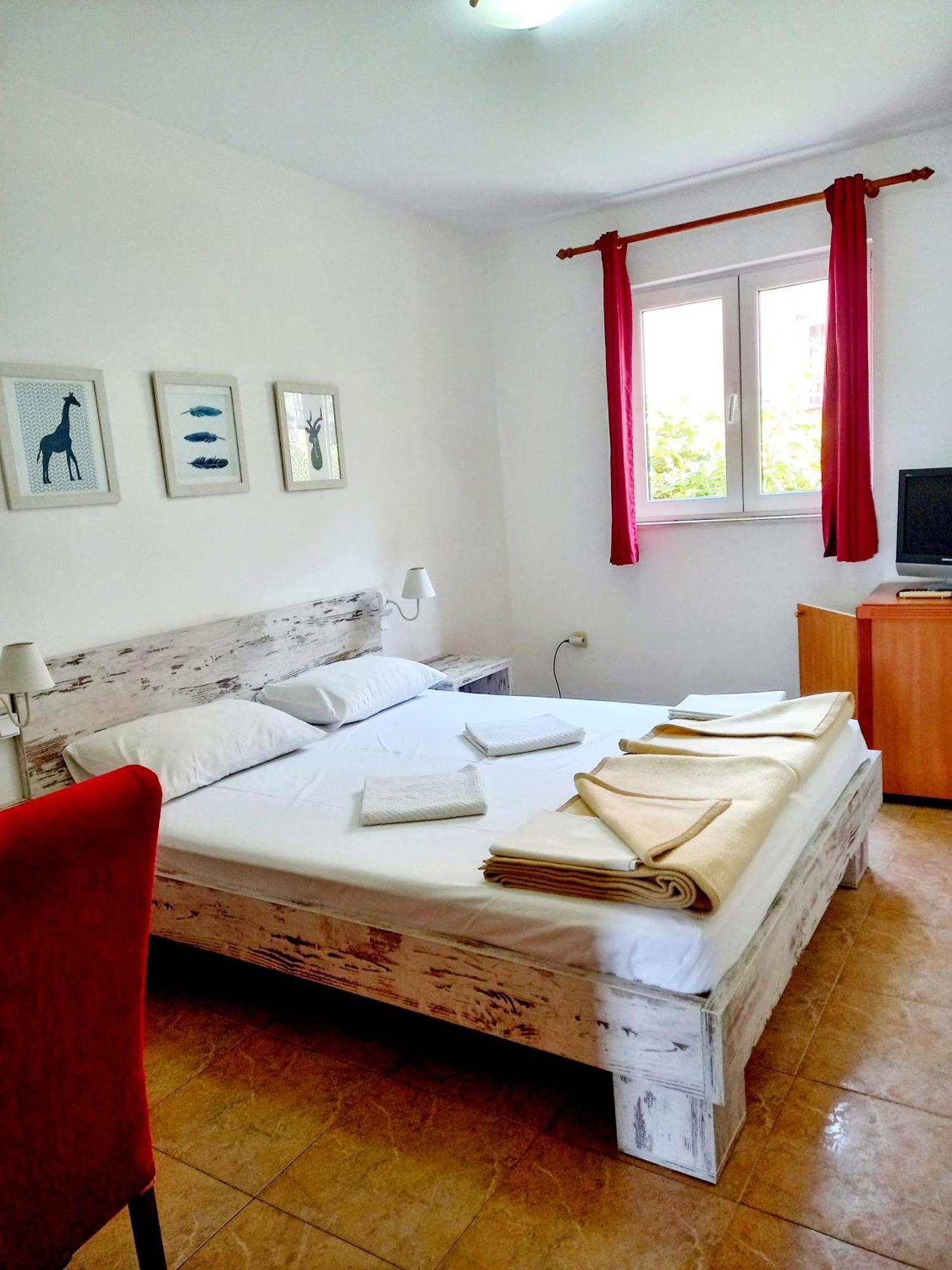 Vila L Budva Hotel Ngoại thất bức ảnh